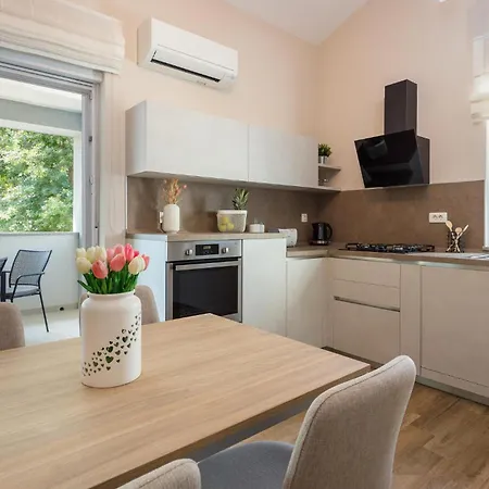Apartment Amazing In With Wifi Medulin
