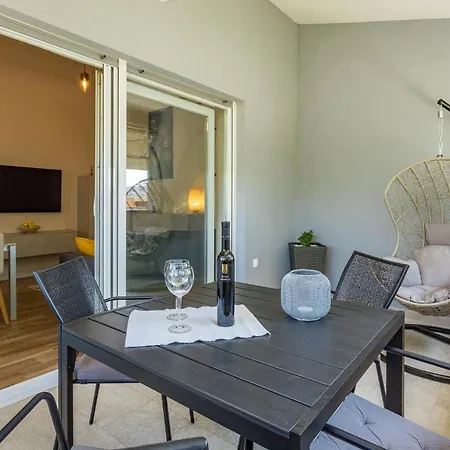 Apartman Beautiful In Saraje With Wifi